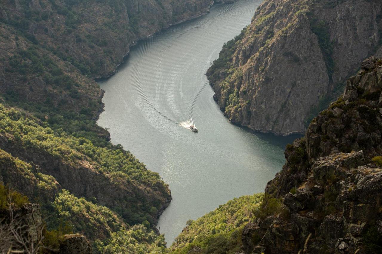 Alojamiento Turistico Caxide Parada De Sil Ribeira Sacra Exterior foto